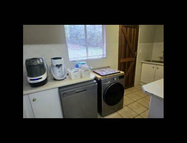 3 bed property to rent in BAYSVALLEY